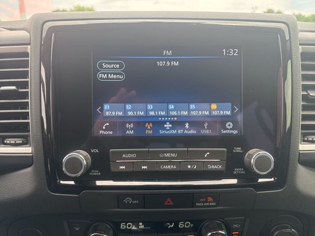 2024 Nissan Frontier SL