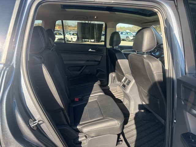 2021 Volkswagen Atlas 3.6L V6 SE w/Technology