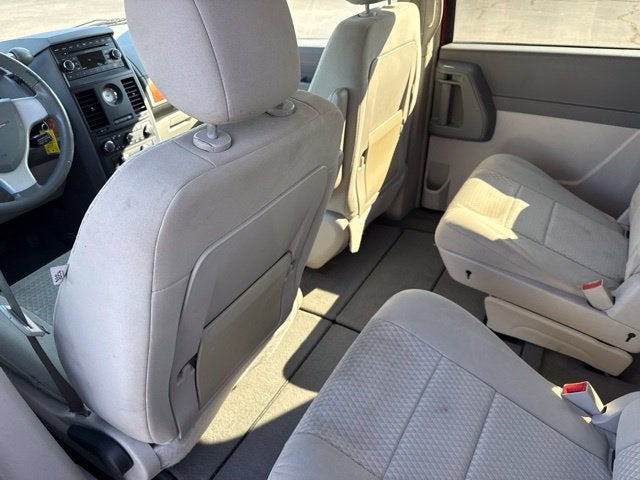 2008 Chrysler Town & Country LX