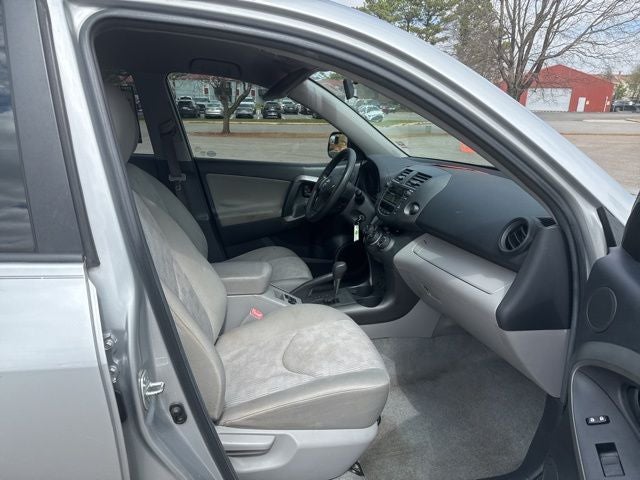 2009 Toyota RAV4 Base