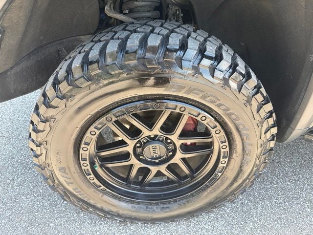 2023 GMC Sierra 1500 AT4X