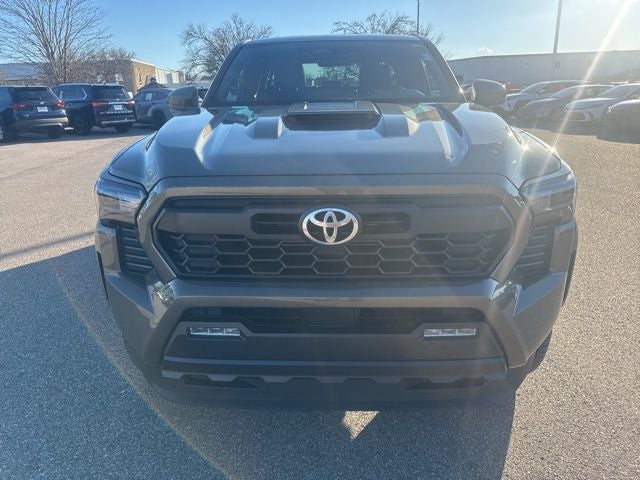 2025 Toyota Tacoma Hybrid TRD Sport