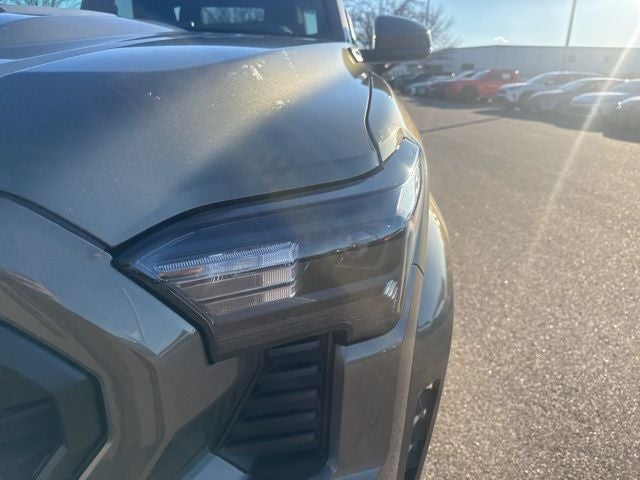 2025 Toyota Tacoma Hybrid TRD Sport