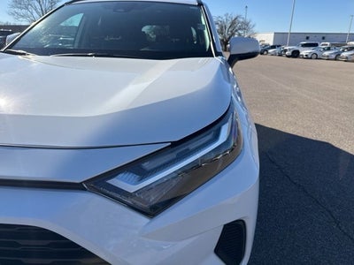 2022 Toyota RAV4 Hybrid XLE