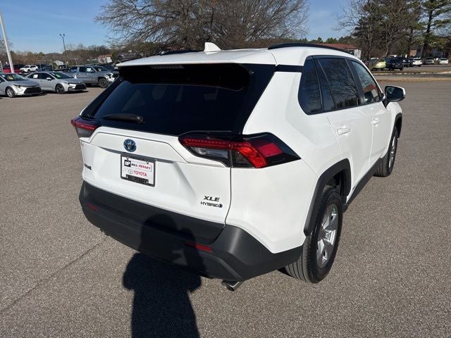 2022 Toyota RAV4 Hybrid XLE