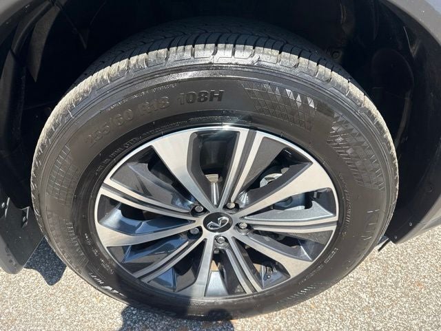 2025 INFINITI QX60 PURE