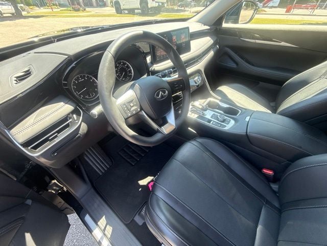 2025 INFINITI QX60 PURE
