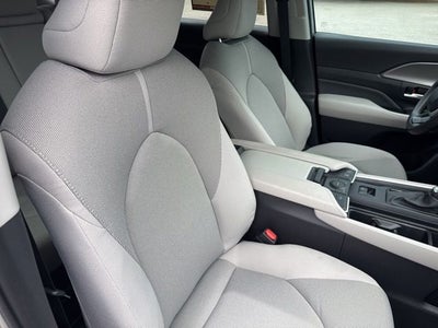 2025 Toyota Grand Highlander LE