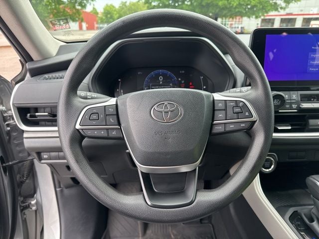 2025 Toyota Grand Highlander LE