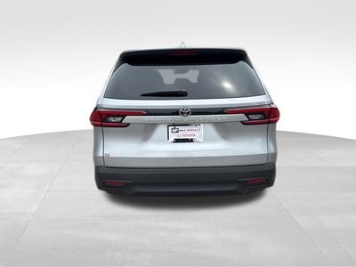 2025 Toyota Grand Highlander LE