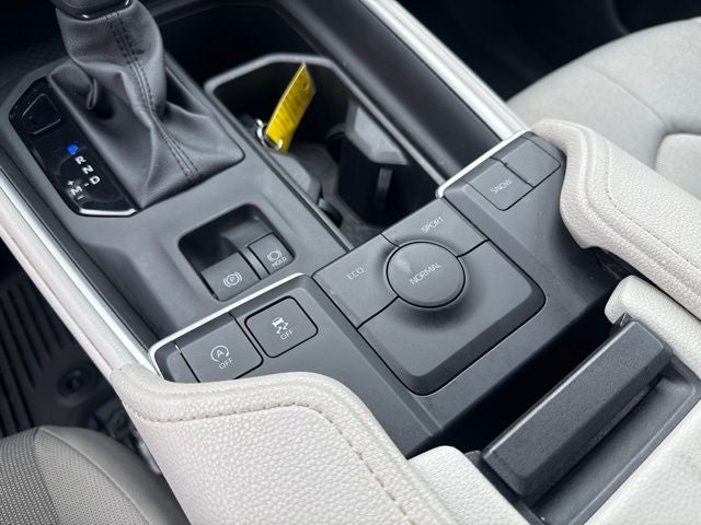 2025 Toyota Grand Highlander LE