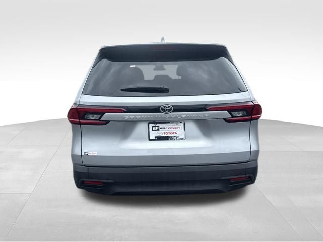 2025 Toyota Grand Highlander LE