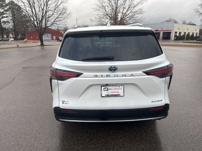 2025 Toyota Sienna Platinum 7 Passenger