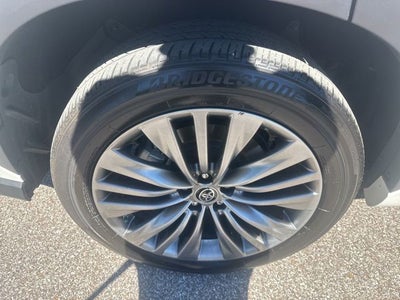 2021 Toyota Highlander Hybrid Platinum
