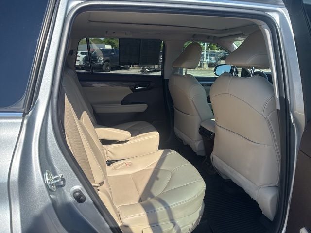 2020 Toyota Highlander Platinum