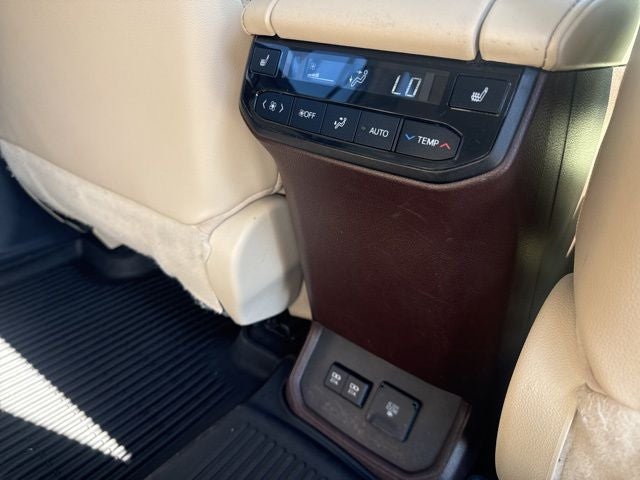 2020 Toyota Highlander Platinum