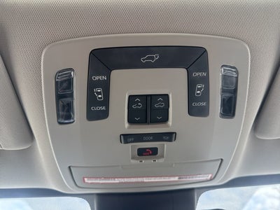 2022 Toyota Sienna XLE 8 Passenger