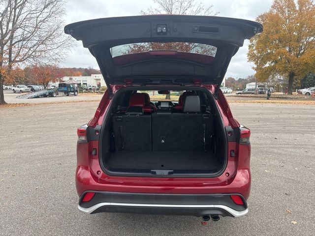 2022 Toyota Highlander XSE