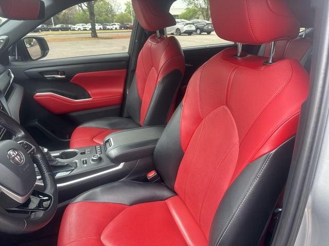 2022 Toyota Highlander XSE