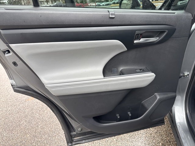 2025 Toyota Highlander Hybrid XLE