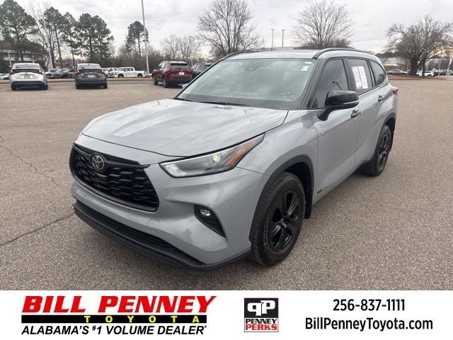 2025 Toyota Highlander Hybrid XLE