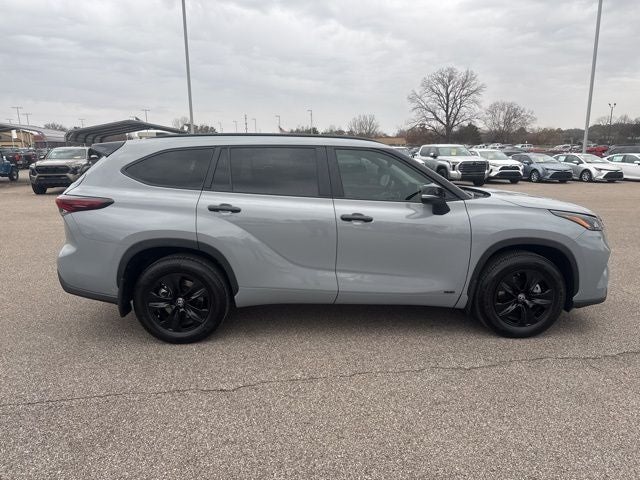 2025 Toyota Highlander Hybrid XLE