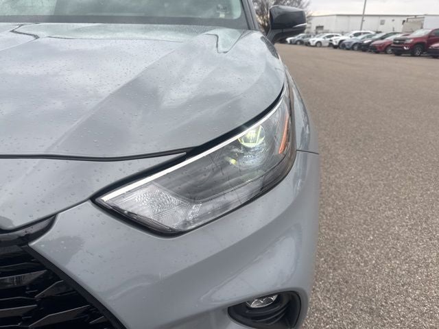 2025 Toyota Highlander Hybrid XLE