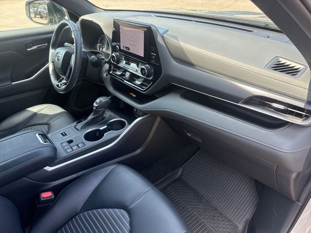 2024 Toyota Highlander XSE