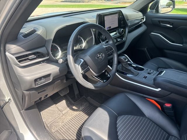2024 Toyota Highlander XSE