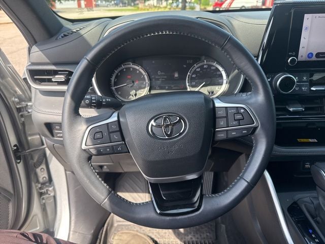 2024 Toyota Highlander XSE