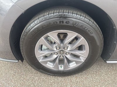 2025 Toyota Sienna LE 8 Passenger