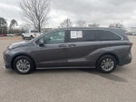 2025 Toyota Sienna LE 8 Passenger