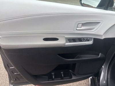 2025 Toyota Sienna LE 8 Passenger