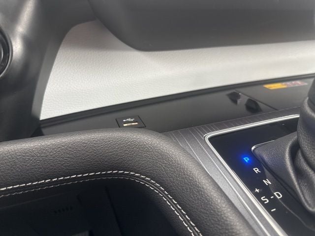 2025 Toyota Sienna LE 8 Passenger