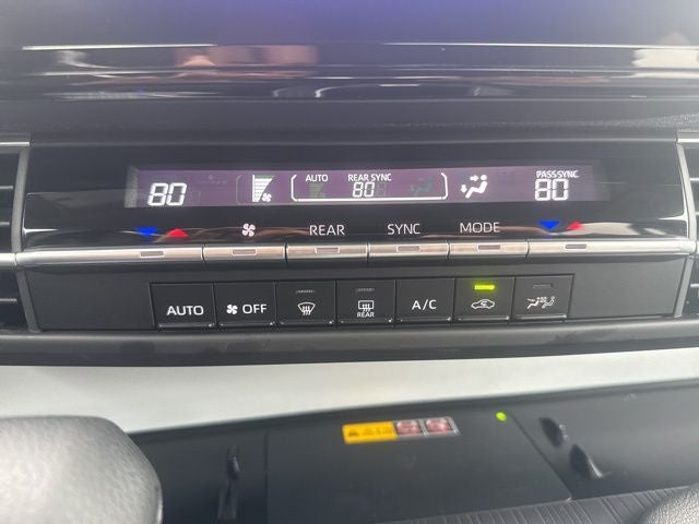 2025 Toyota Sienna LE 8 Passenger