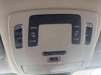 2025 Toyota Sienna LE 8 Passenger