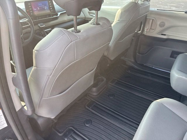 2023 Toyota Sienna XLE 7 Passenger