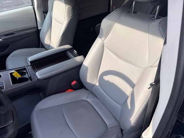 2023 Toyota Sienna XLE 7 Passenger
