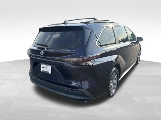 2023 Toyota Sienna XLE 7 Passenger