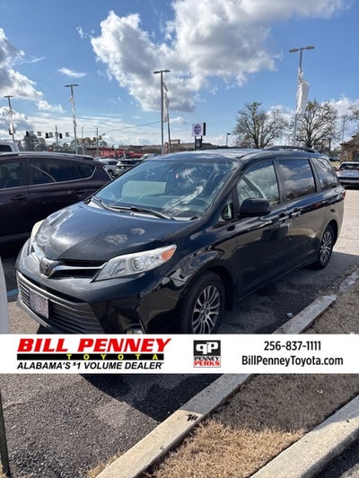 2019 Toyota Sienna XLE