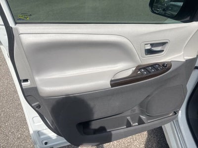 2020 Toyota Sienna XLE 7 Passenger