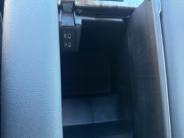 2025 Toyota Sienna Limited 7 Passenger