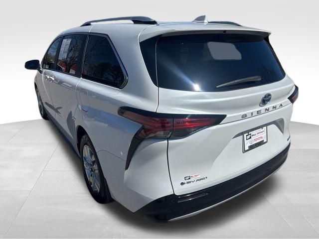 2025 Toyota Sienna Limited 7 Passenger