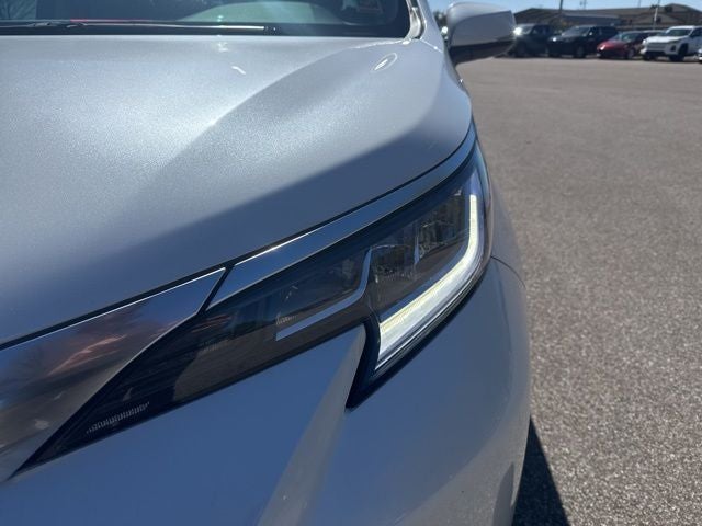 2025 Toyota Sienna Limited 7 Passenger