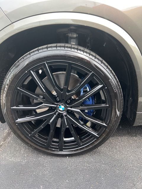 2025 BMW X5 M60i