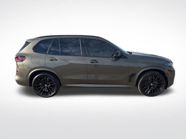 2025 BMW X5 M60i
