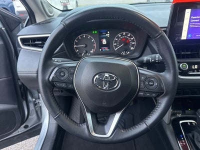 2024 Toyota Corolla Cross LE