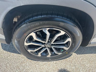 2023 Toyota Corolla Cross Hybrid SE