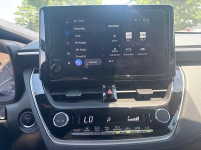 2023 Toyota Corolla Cross Hybrid SE