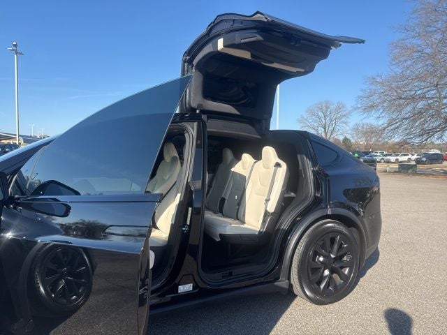 2022 Tesla Model X Base